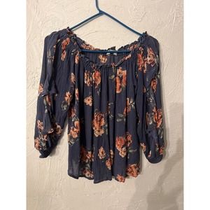 Arizona Jean Co. Rayon blouse in a size Medium